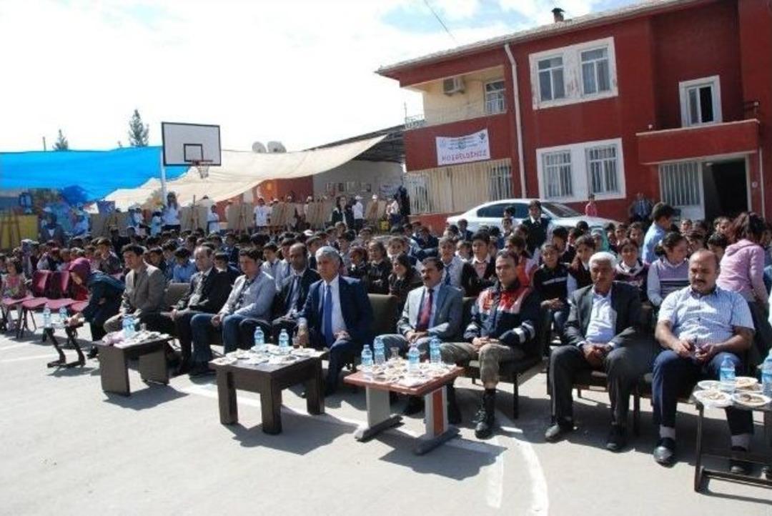 Kırkmağara Ortaokulunun Bilim Fuarı A&ccedil;ıldı