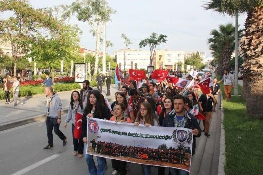 &Ccedil;om&uuml;'de 19. Bahar Coşkusu