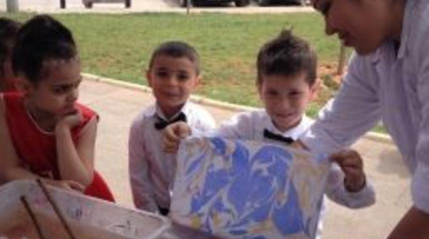 Minik &Ouml;ğrencilerden Ebru Şenliği