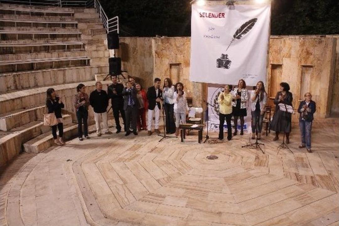 Sel&ccedil;uk'ta Engelliler İ&ccedil;in Muhteşem Şiir Dinletisi