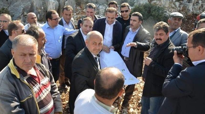 Demre Sakar Deresi&rsquo;nde &Ccedil;alışmalar S&uuml;r&uuml;yor