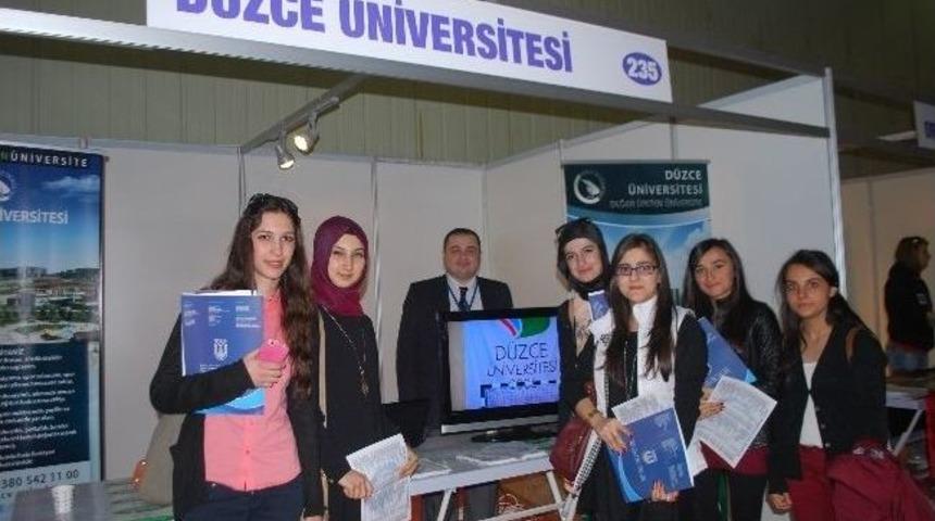 D&uuml;zce &Uuml;niversitesi Domif 14 &Uuml;niversite Tanıtım Fuarı&rsquo;na Katıldı