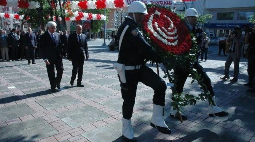 Karaman&rsquo;da 737. T&uuml;rk Dil Bayramı Etkinlikleri Başladı