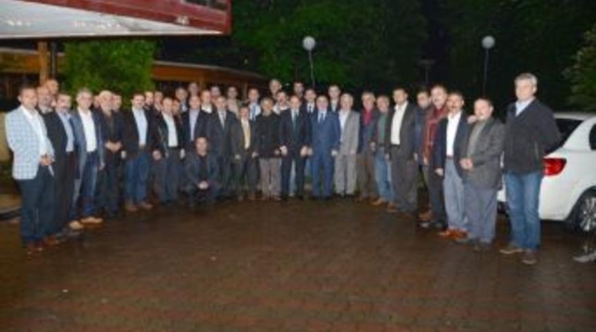 &Uuml;z&uuml;lmez, Mahalle Başkanları Toplantısına Katıldı
