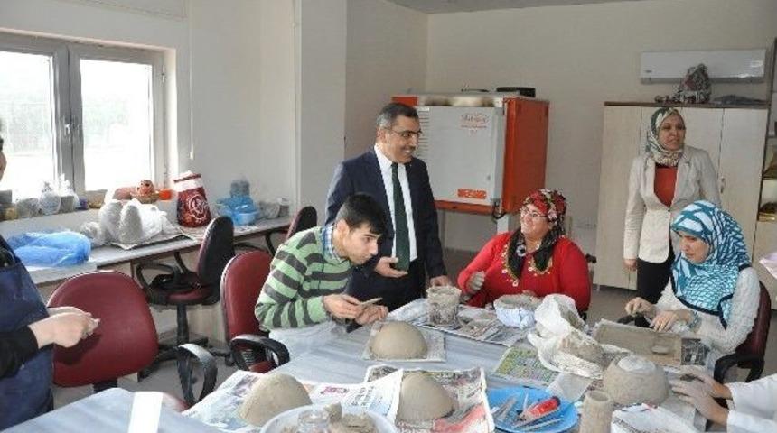 &Ccedil;elikcan Engellilerin Etkinliğine Katıldı