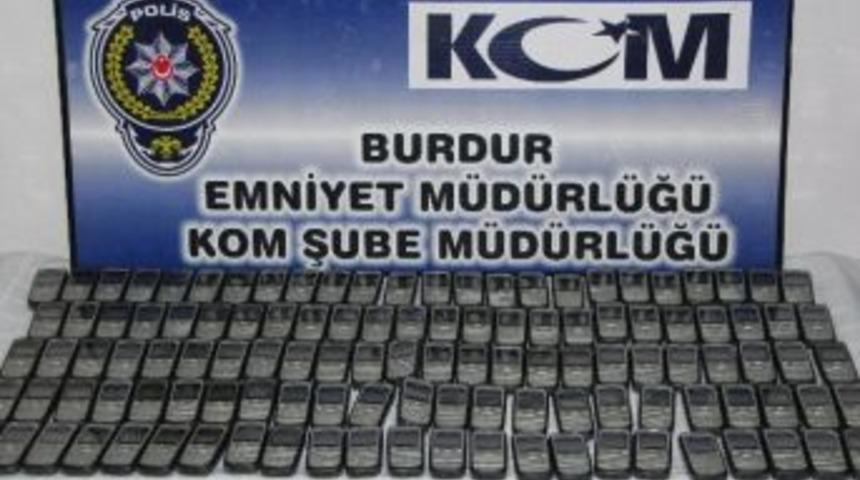 Burdur&rsquo;da G&uuml;mr&uuml;k Ka&ccedil;ağı 118 Telefon Ele Ge&ccedil;irildi