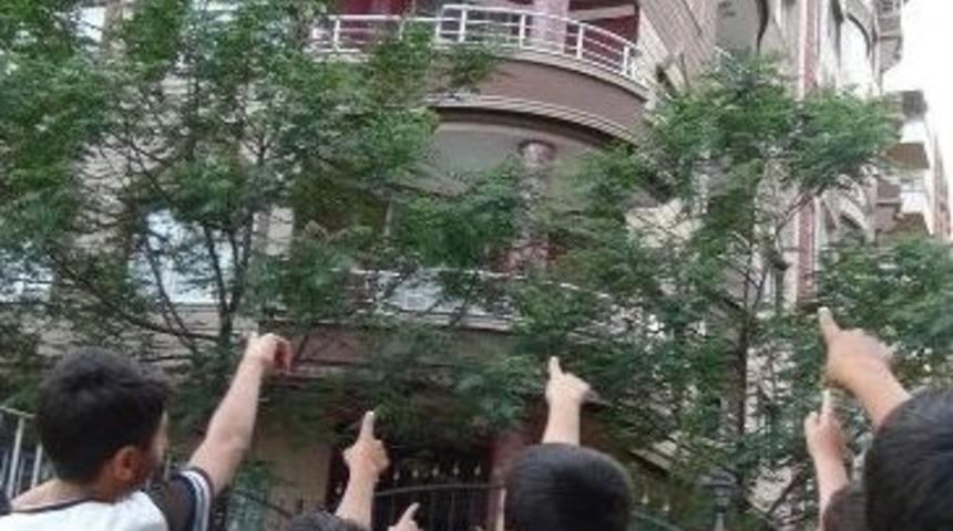 Balkondan D&uuml;şen 2 Yaşındaki &Ccedil;ocuk Hayatını Kaybetti