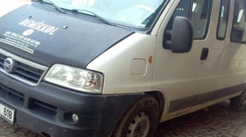 &Ccedil;ankırı'da 12 Aracın Lastikleri Kesildi