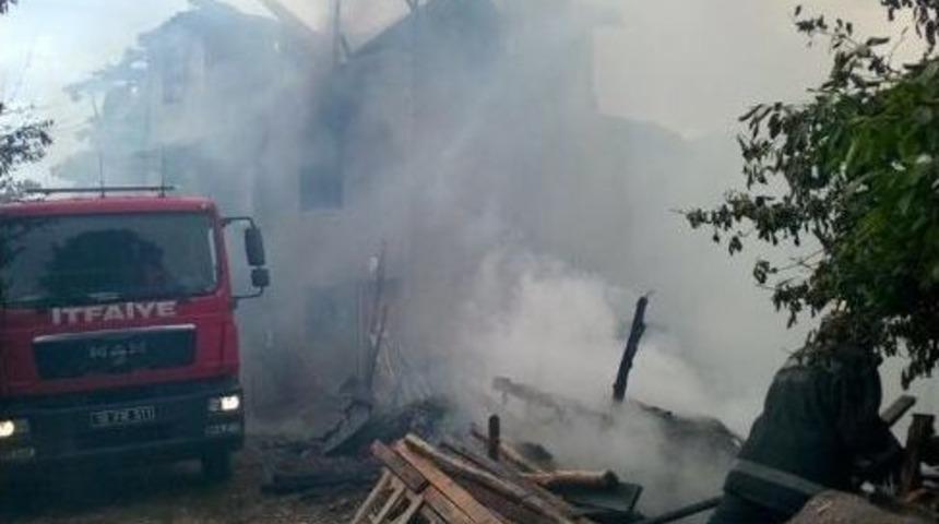 Orhaneli'nde Korkutan Yangın