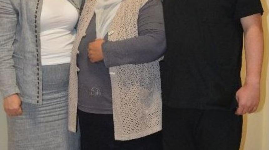 Obezite Hastası Kadın Uyutulmadan Ameliyat Edildi