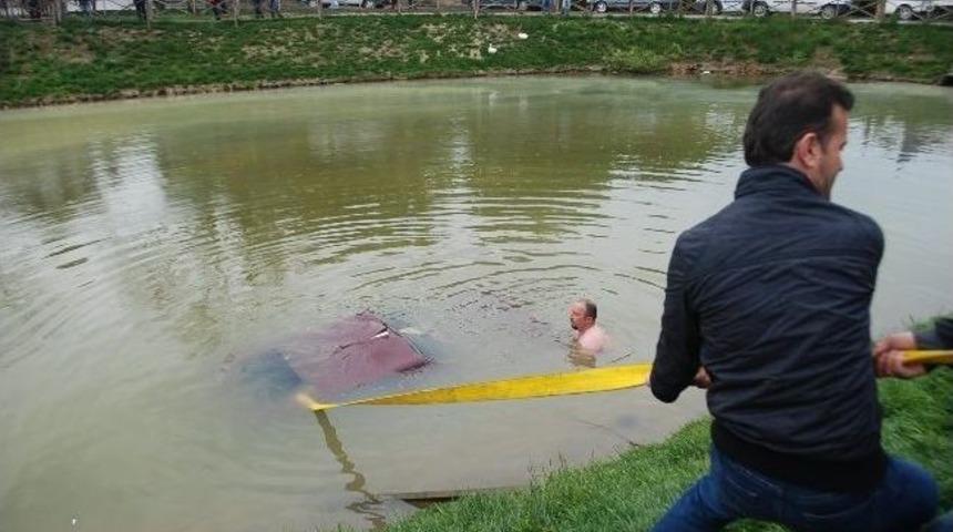 Alkoll&uuml; S&uuml;r&uuml;c&uuml; Aracıyla G&ouml;le U&ccedil;tu