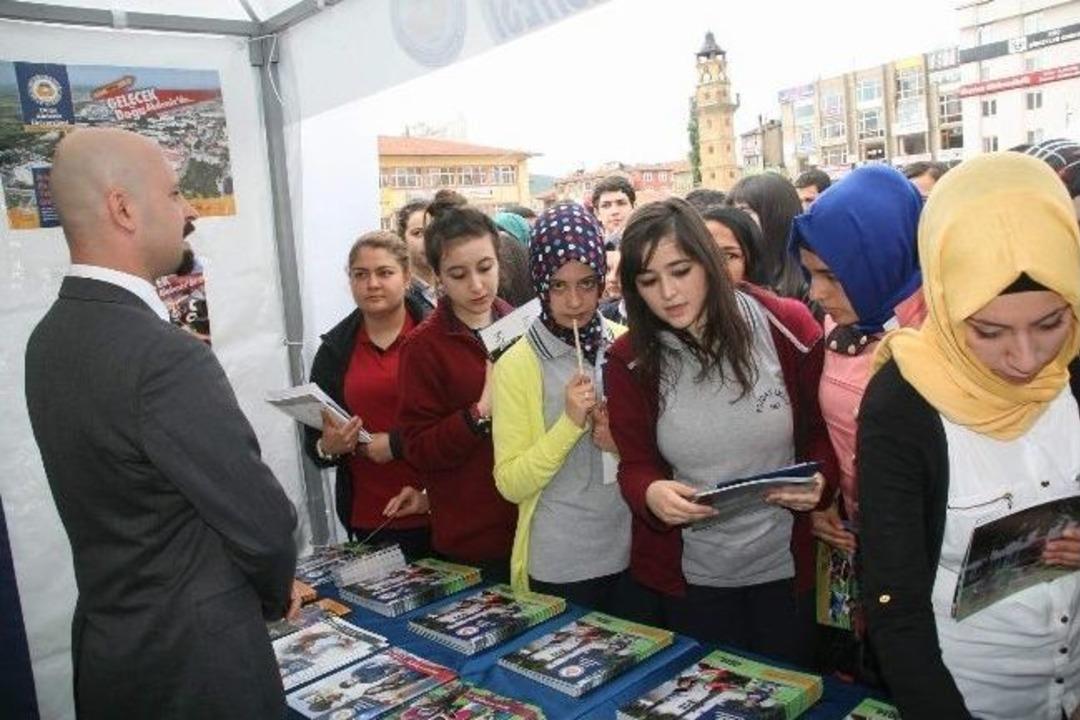 Yozgat&rsquo;ta &Uuml;niversite Tanıtım G&uuml;nleri Başladı