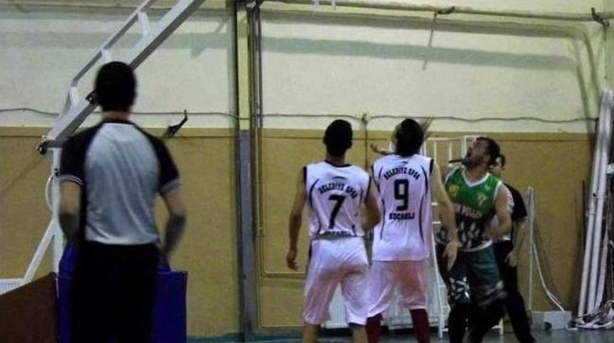 Potada B&uuml;y&uuml;k Erkeklerde Kazanan Ko&ccedil;arlı Belediyespor Oldu