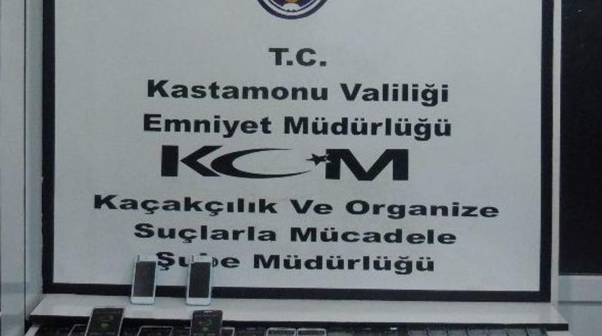 Kastamonu&rsquo;da G&uuml;mr&uuml;k Ka&ccedil;ağı 95 Cep Telefonu Ele Ge&ccedil;irildi