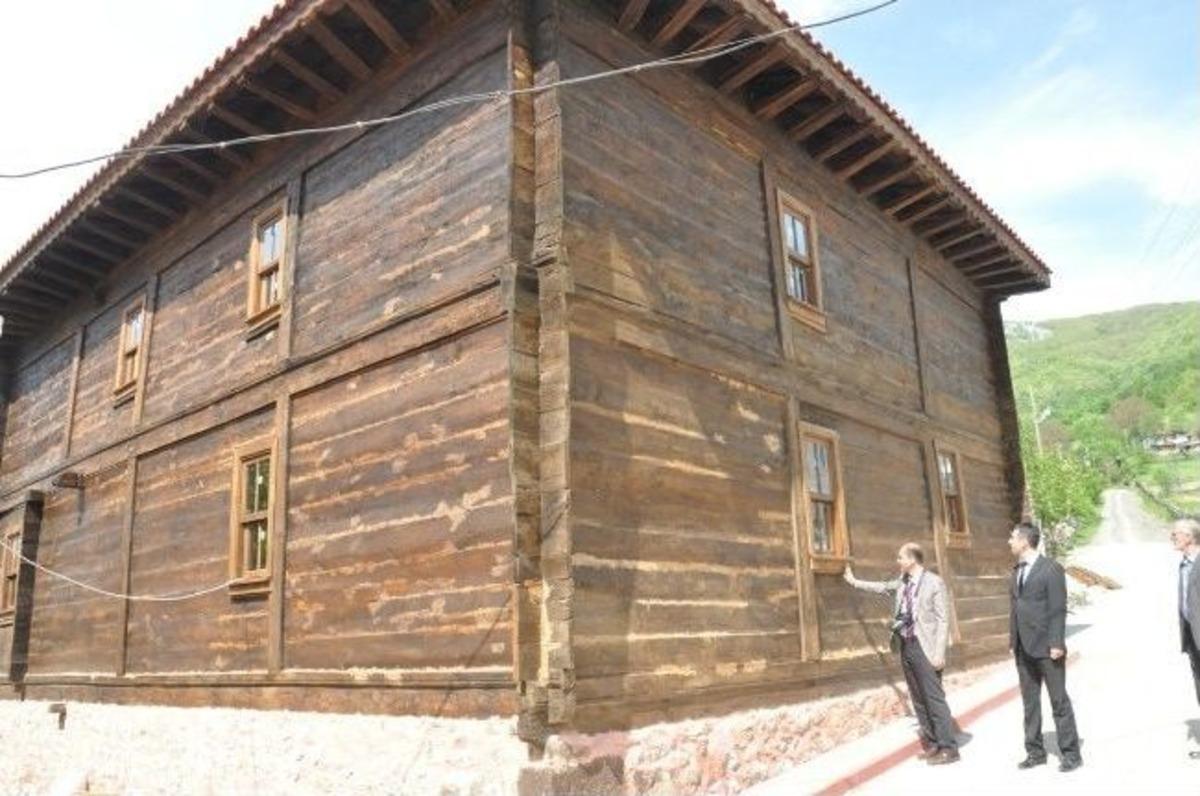 &Ccedil;ivisiz Cami Restore Ediliyor