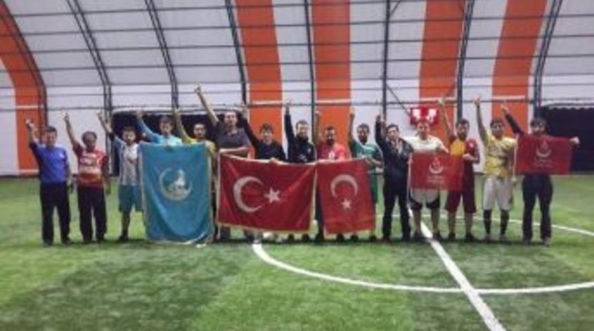 Alperen İle &Uuml;lk&uuml; Ocaklarından Dostluk Ma&ccedil;ı