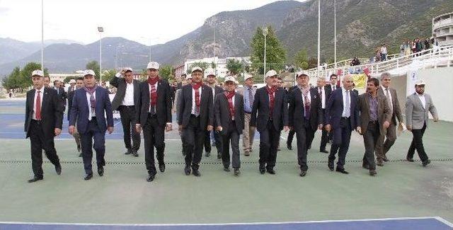 Pa&uuml;&rsquo;de Bahar Şenlikleri Başladı 1