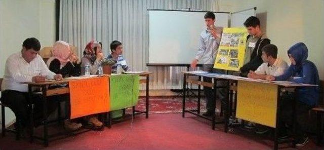 Burhaniye&rsquo;de İmam Hatipliler Yarıştı 1