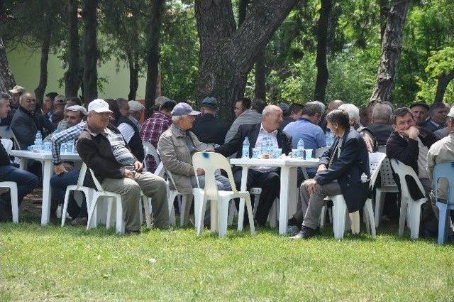 Edirne Yenikadın K&ouml;y &uuml;nde Yağmur Ve Ş&uuml;k&uuml;r Duası Yapıldı 3