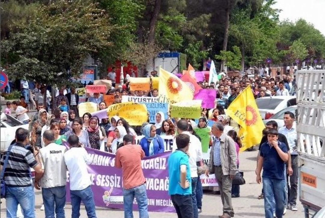 Siverek&rsquo;te Tecav&uuml;ze Kınama