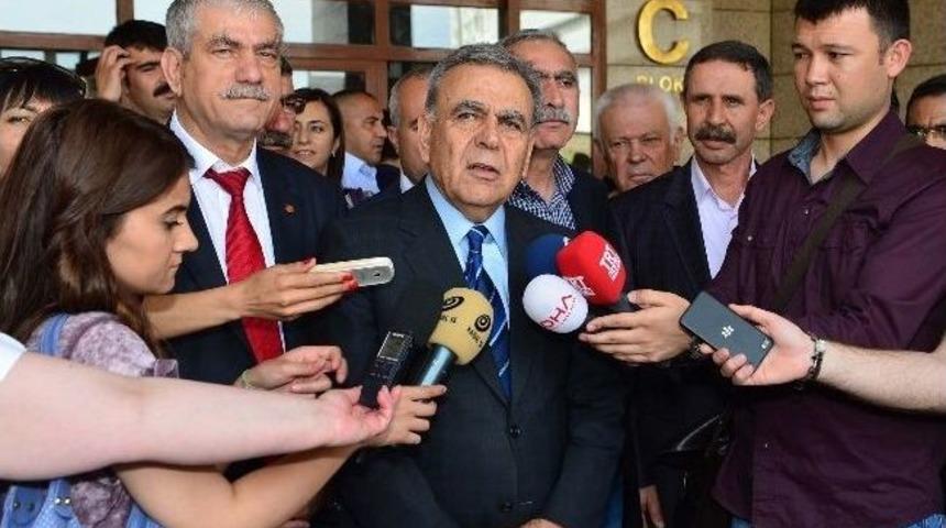 İzmir B&uuml;y&uuml;kşehir Davası 2 Eyl&uuml;l'e Ertelendi