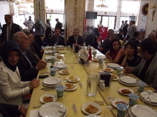 Engelliler Aileleri İle Yemekte Buluştu 1