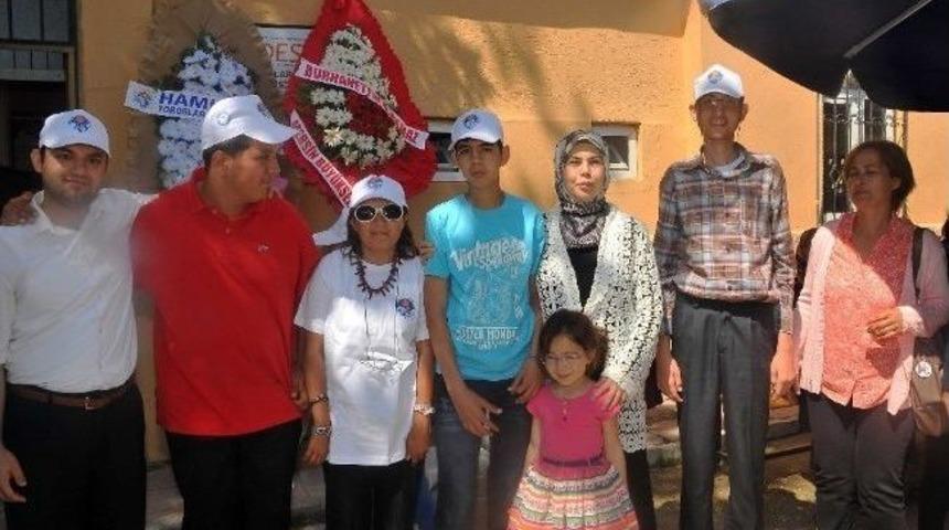 Ayşe G&uuml;zeloğlu, Engelliler Ve Gen&ccedil; Kızlarla Bir Araya Geldi