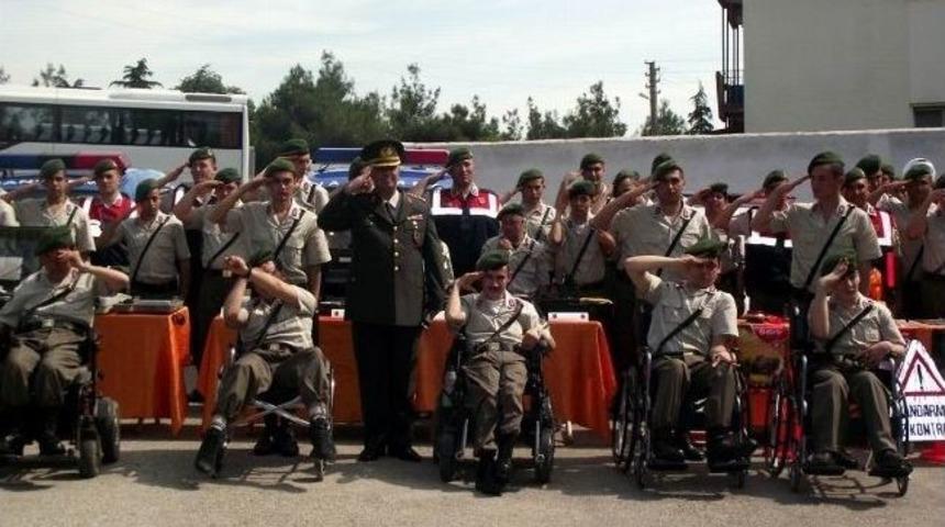 Engelliler Asker Oldu