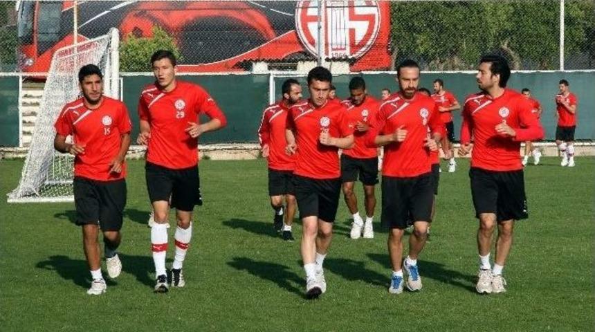 Medical Park Antalyaspor, Trabzonspor Ma&ccedil;ı Hazırlıklarına Başladı