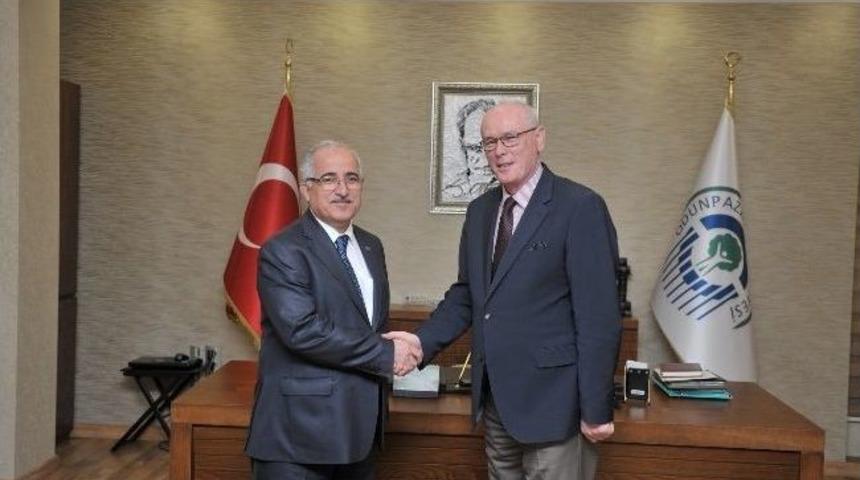 Vali Tuna, Odunpazarı Belediye Başkanı Kurt&rsquo;u Ziyaret Etti