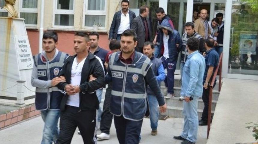 Emniyetten Şantaj &Ccedil;etesine Operasyon