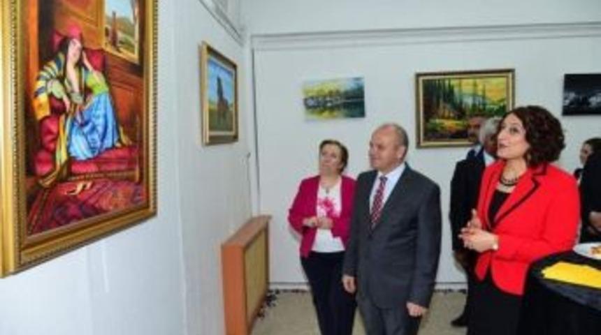 4 Yıllık Emeğin Karma Resim Sergisi A&ccedil;ılışı Yapıldı