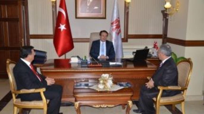 Vali Akdemir &ldquo;sosyal G&uuml;venlik, Bireysel &Ouml;zg&uuml;rl&uuml;klerin Teminatıdır&rdquo;