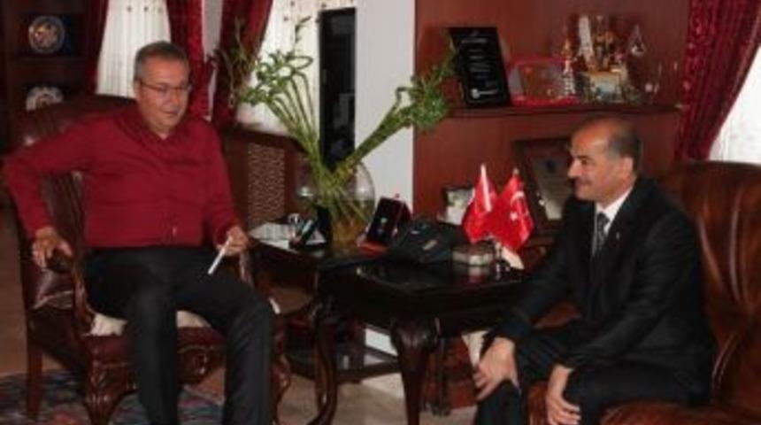 Sgk Y&ouml;neticileri Heyeti &Uuml;nver&rsquo;i Ziyaret Etti