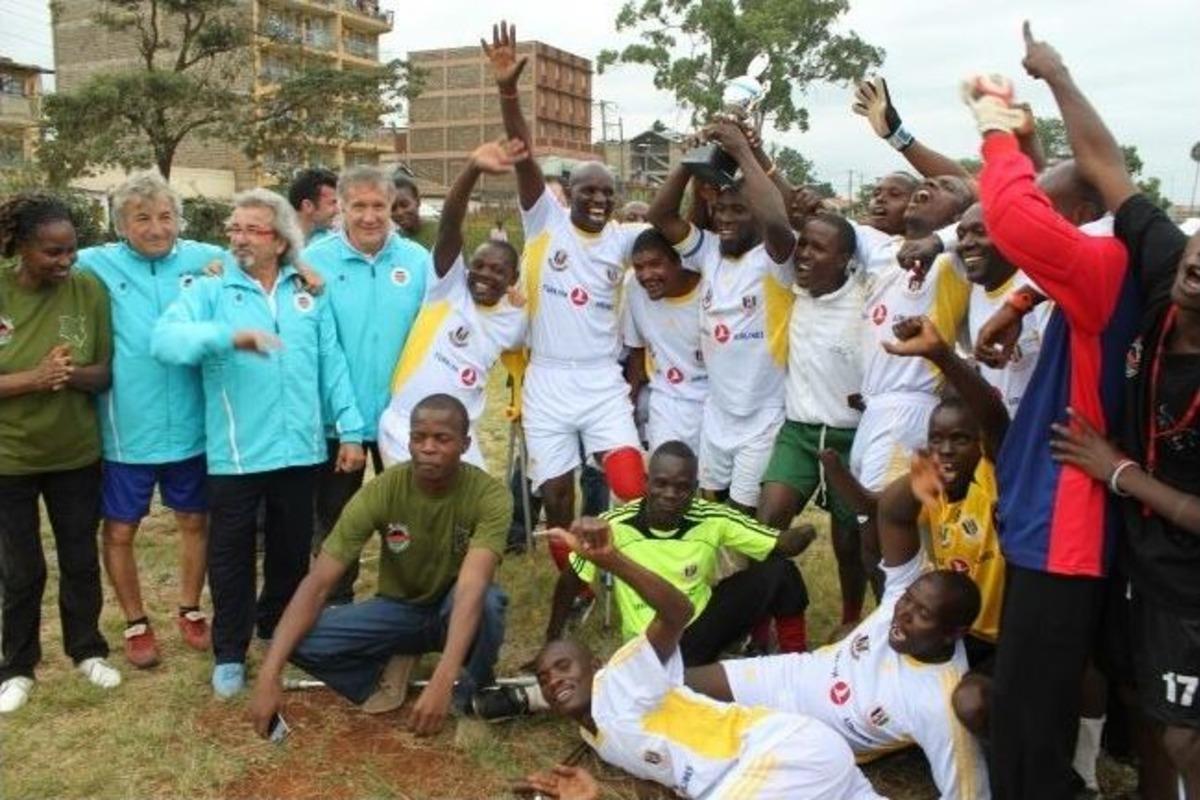 Muratlılı Antren&ouml;r Afrika'da İlklere İmza Attı