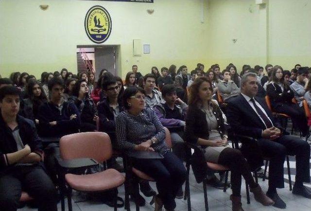 L&uuml;leburgaz Lisesinde Kariyer G&uuml;nleri 1