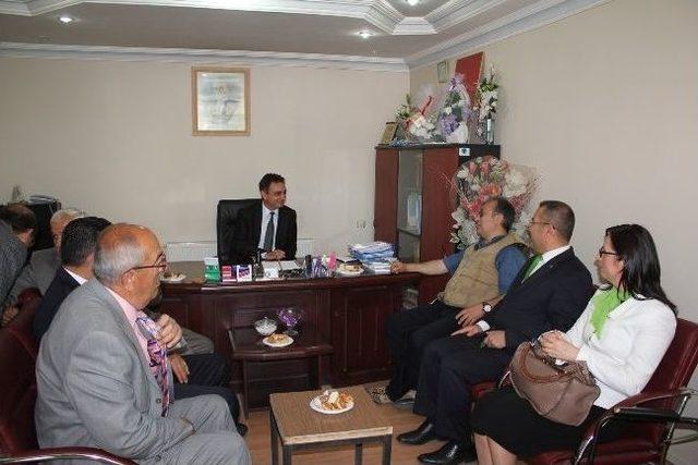 Tayfun Talipoğlu Korkuteli&rsquo;nde 2