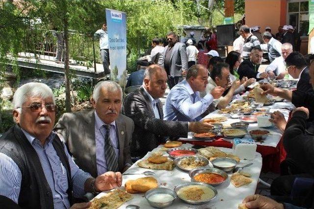 Tayfun Talipoğlu Korkuteli&rsquo;nde 3