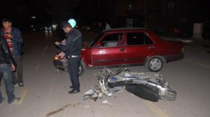 Elbistan&rsquo;da Trafik Kazası: 2 Yaralı