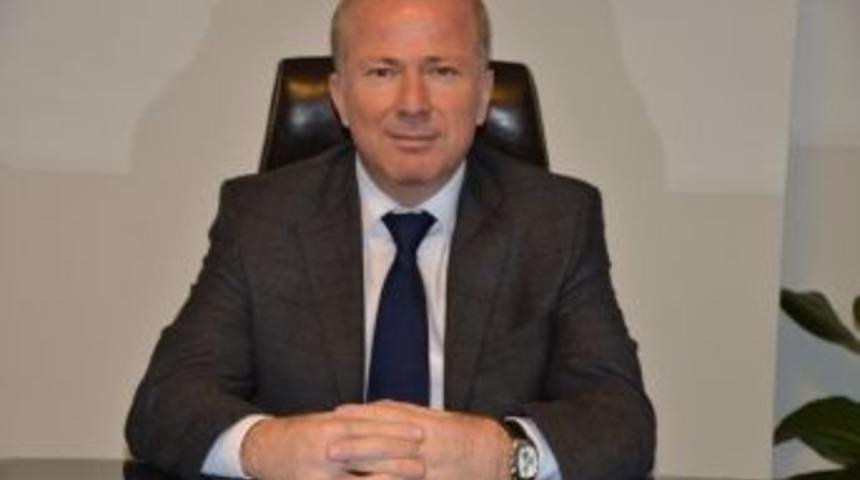 Karaarslan; &ldquo;yetersiz Sağlık Okuryazarlığı Karşısında Eczane G&uuml;venin Sembol&uuml;d&uuml;r&rdquo;