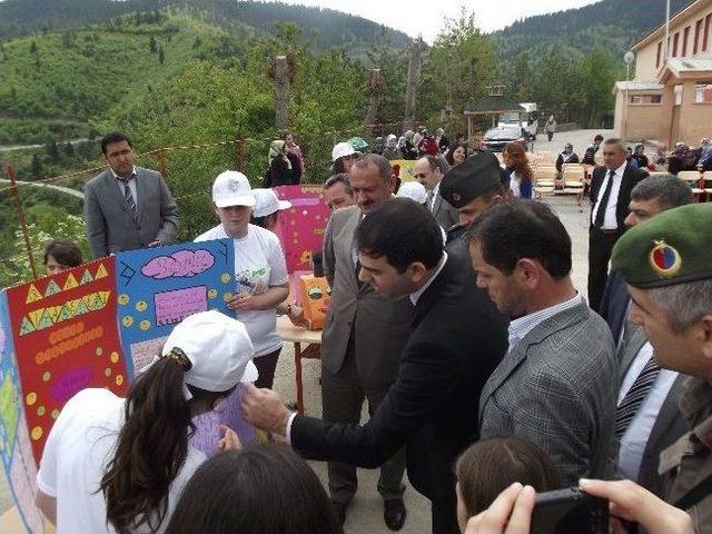 K&uuml;re Mehmet Akif Orta Okulu nda Bilim Şenliği D&uuml;zenledi 1