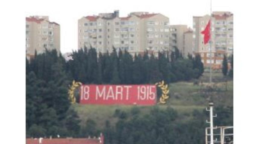 &Ccedil;anakkale&rsquo;de Bayraklar Yarıya İndirildi