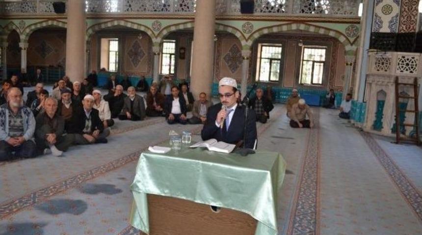 Eskişehir'de Din G&ouml;revlileri Yarıştı