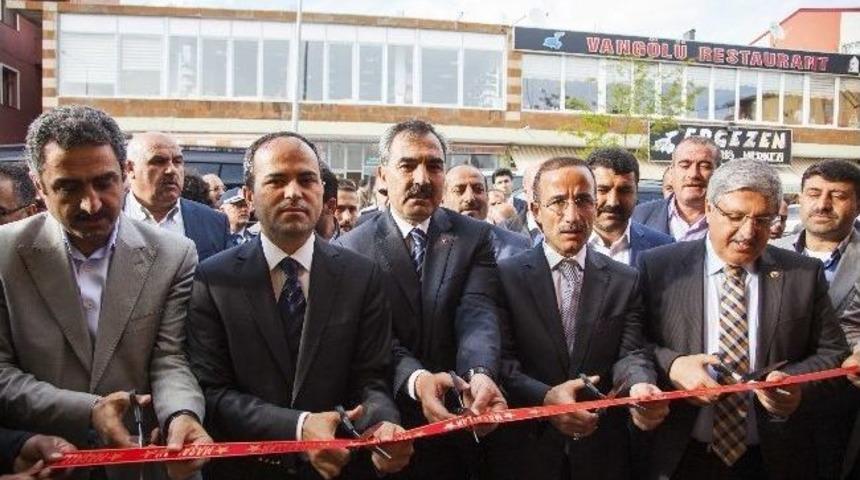 Ahlat&rsquo;ta Kuyumcu A&ccedil;ılışı