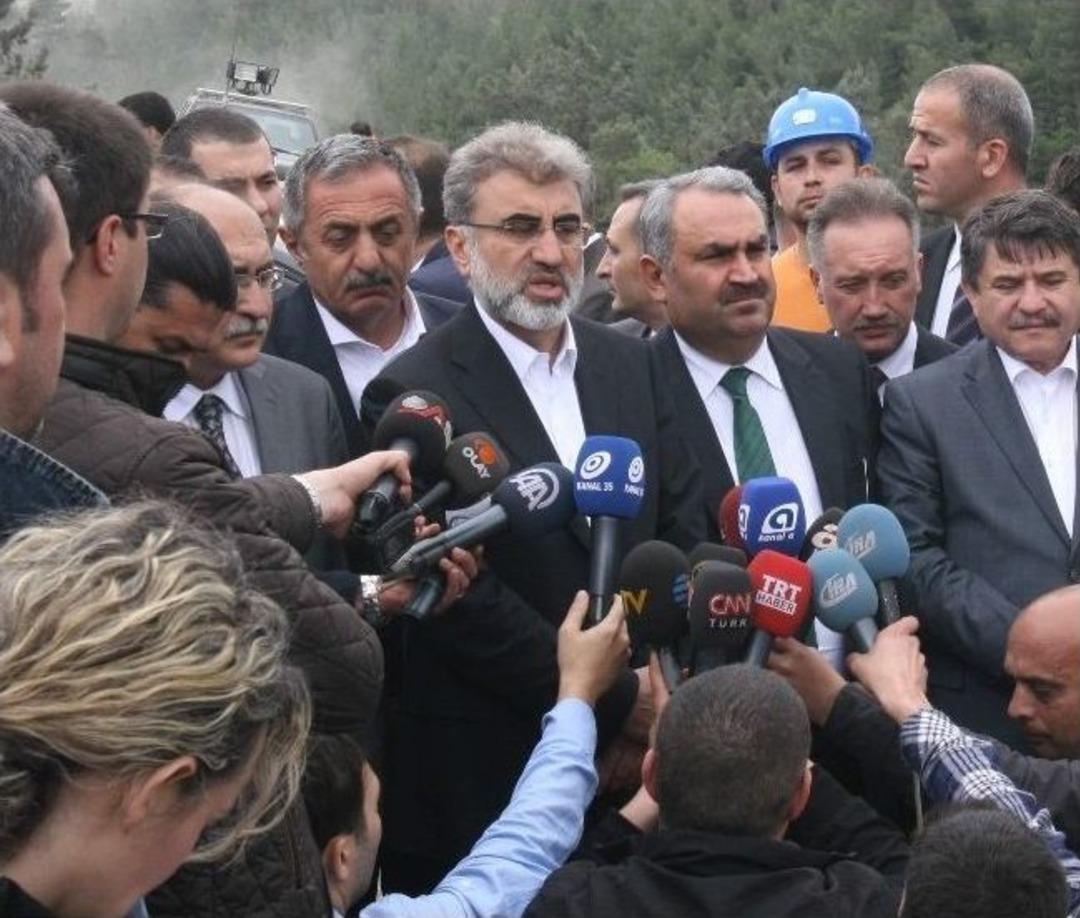 Enerji Bakanı Yıldız: "i&ccedil;eride Ne Kadar İş&ccedil;i Bulunduğunu Bilerek S&ouml;ylemekten Ka&ccedil;ınıyorum"