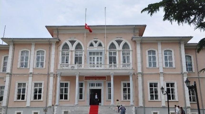 Tekirdağ, Soma İ&ccedil;in Yas Tutuyor