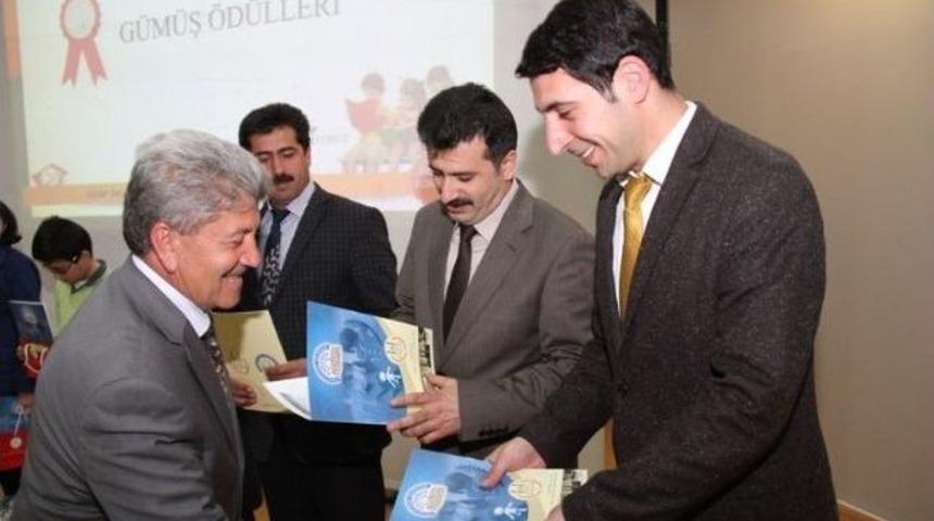 Erzurum'da Kitap Okuma Yarışması