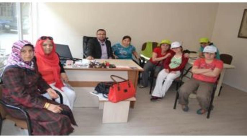 Engellilerden İha Muhabirine Ziyaret