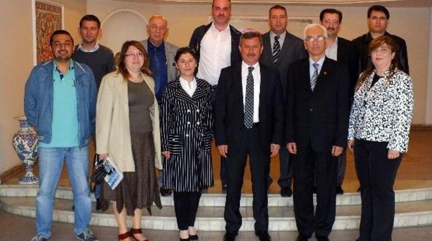 Cemiyet'ten Vali Şerif Yılmaz'a Ziyaret