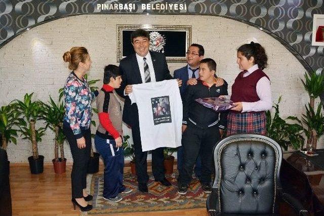 Öğrenciler Kaymakam Aksoy u Ziyaret Etti 2